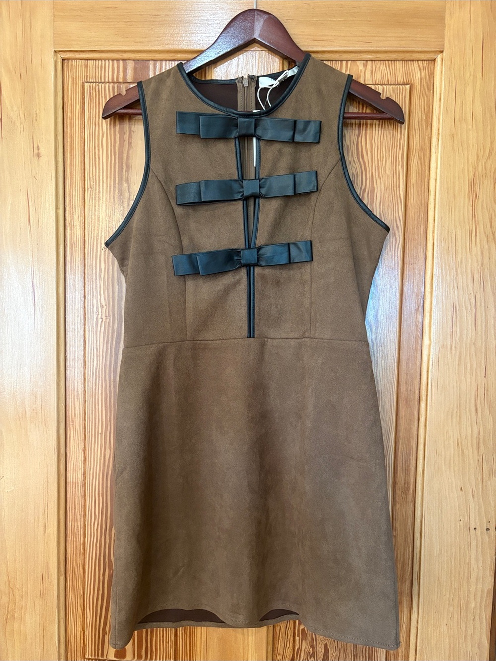Flat White faux suede sleeveless bow trim mini dress